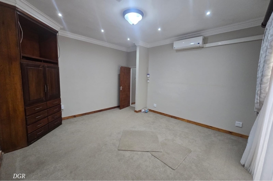 4 Bedroom Property for Sale in Hadison Park Northern Cape